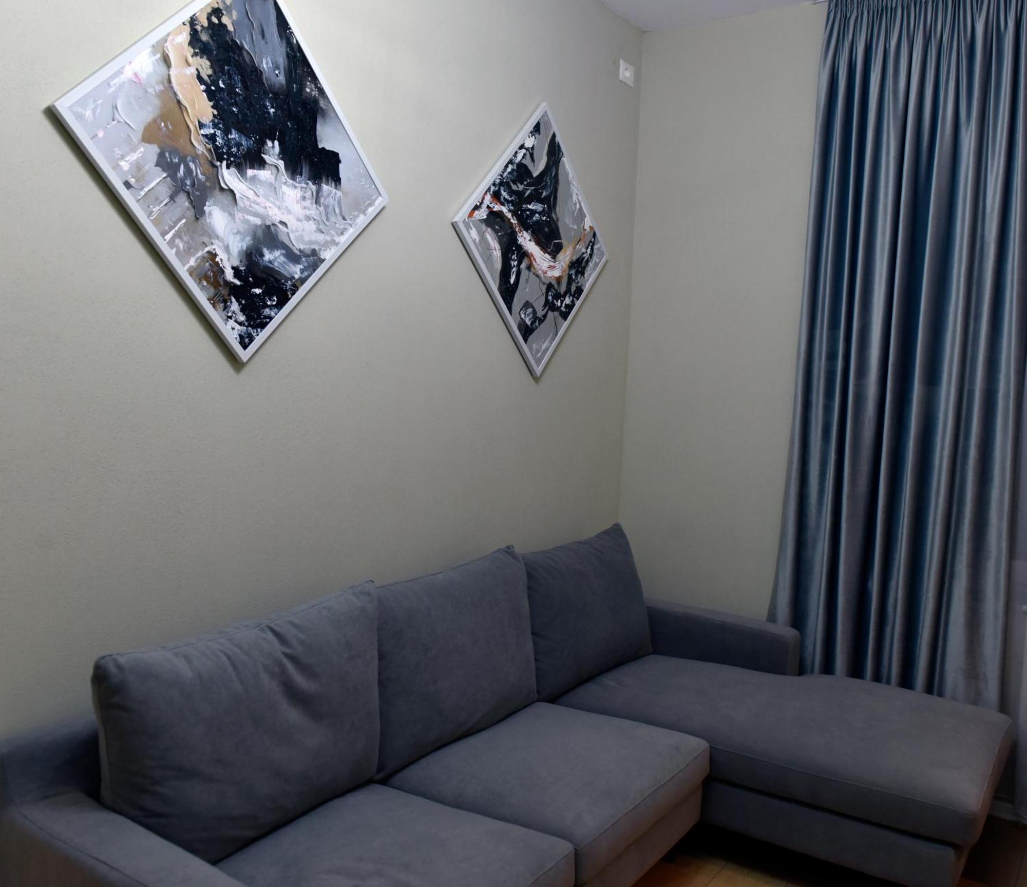 City Center Rooms And Apartments ドゥラス エクステリア 写真